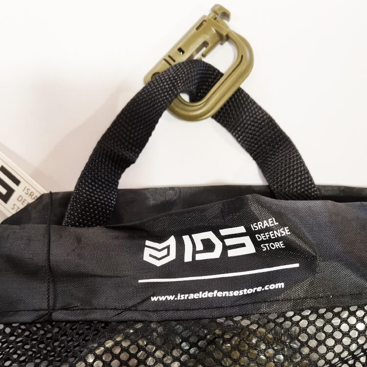 ברכיות ללוחם בתוך שקית בד לחייל