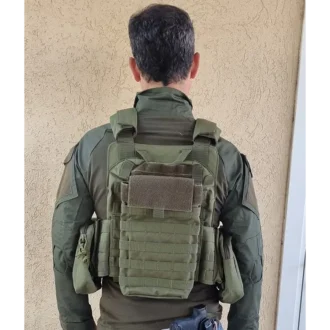 אפוד לוחם ירוק מאחור – מקום לשלוקר ופלטות אפוד לוחם ירוק מאחור – מקום לשלוקר ופלטות