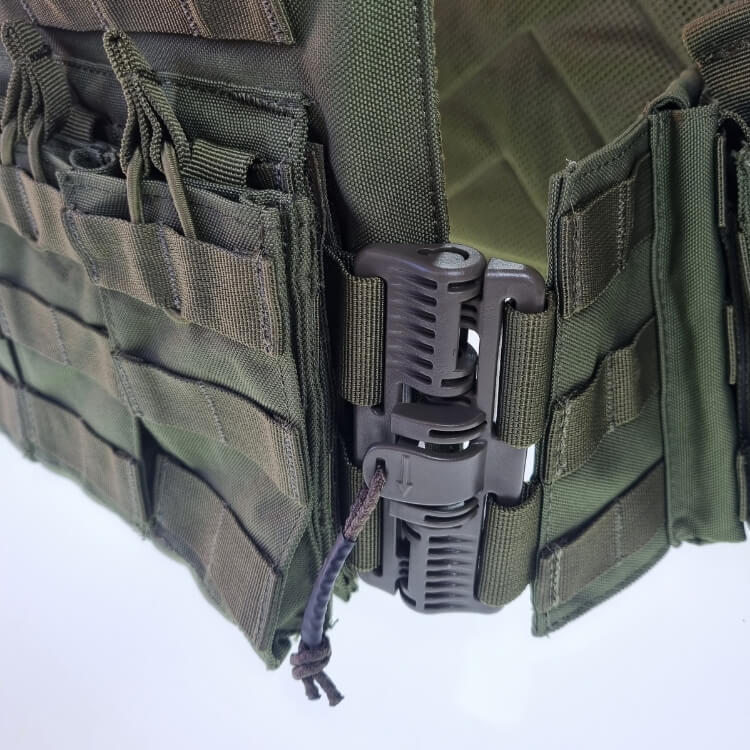 ווסט לוחם – ניתוק מהיר