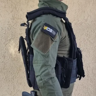 ווסט לוחם שחור – צד ווסט לוחם שחור – צד