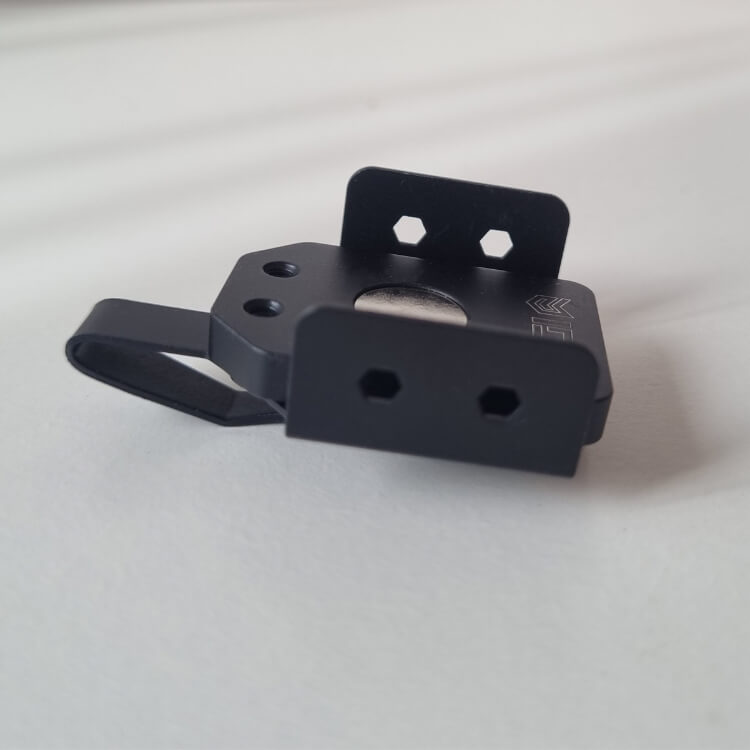 פונדת מחסנית מגנטית