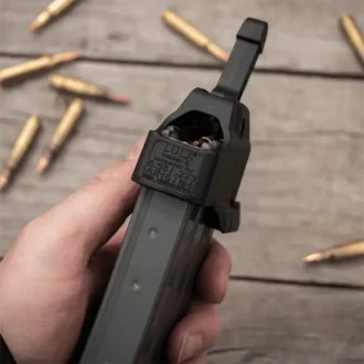 טוען ופורק מחסניות חזית מחובר למחסנית טוען ופורק מחסניות חזית מחובר למחסנית