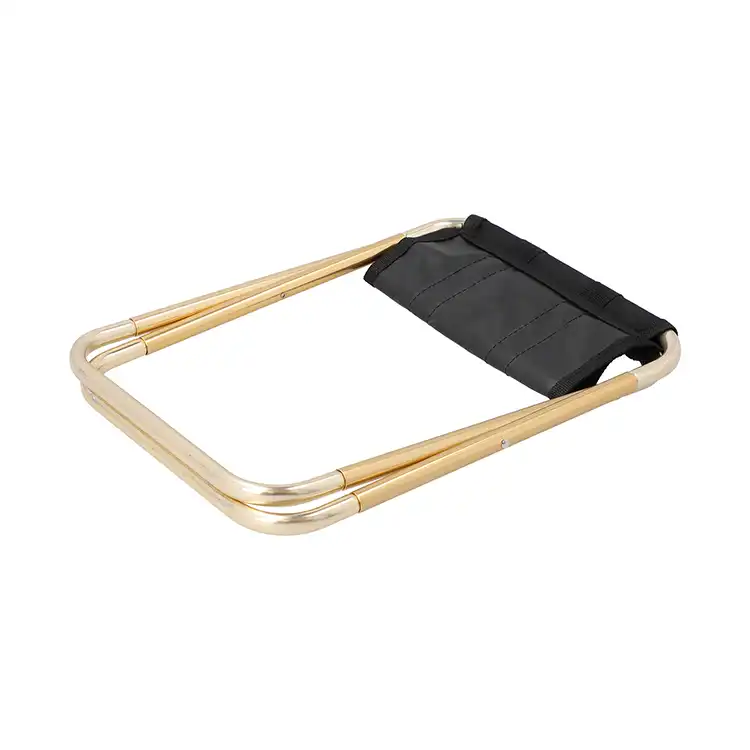 כיסא מתקפל לטיולים מקופל