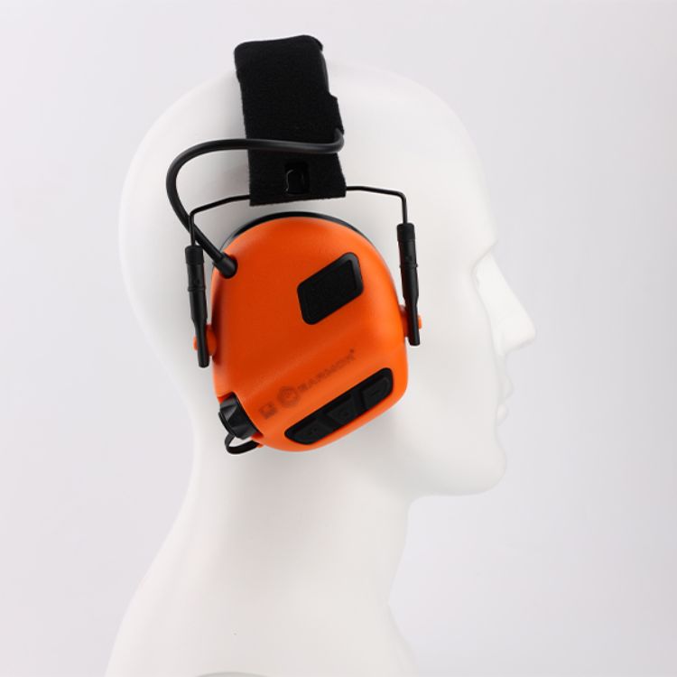 אוזניות מגן טקטיות לירי דגם M31Plus מתאימות למטווח – EARMOR צבע כתום