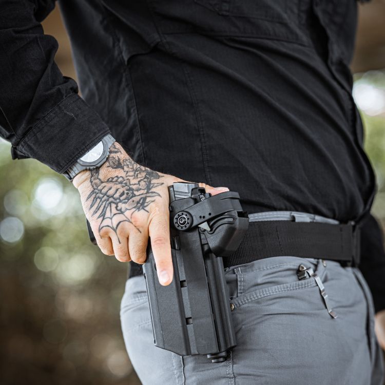 נרתיק לגלוק 17 עם פנס איש