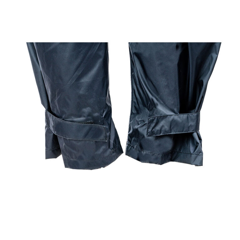 מכנס גשם רגליים